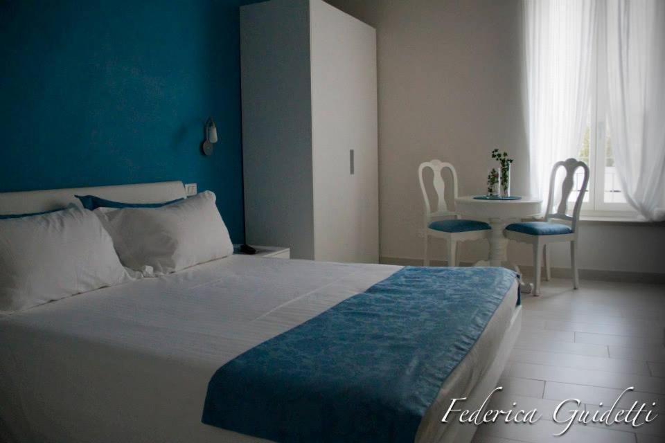 Rooms Il Punto Peschiera del Garda Room photo